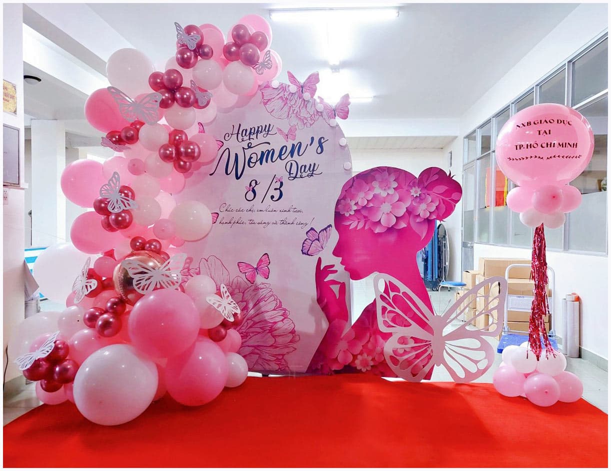 Dịch Vụ Trọn Gói 8/3 Cho Công Ty Tại Quy Nhơn – Hoa, Quà, Trang Trí & Check-in