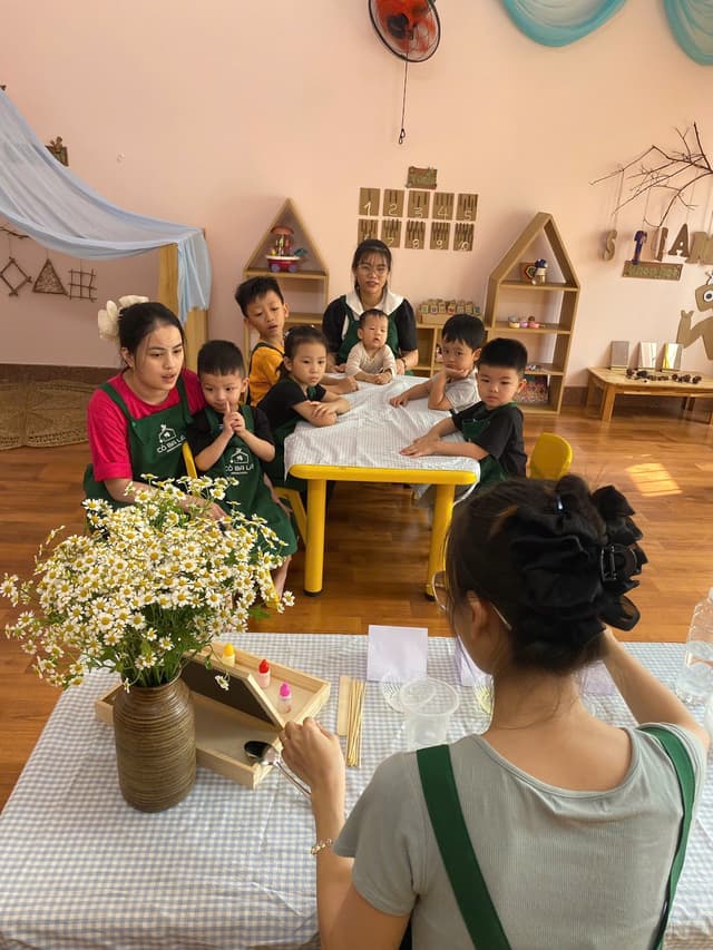 Hoạt động ngoại khóa thiên nhiên tại Trường Mầm Non Cỏ Ba Lá