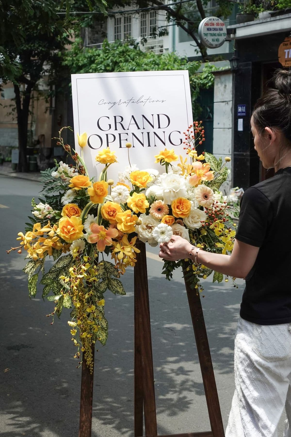 Lẵng hoa Hồng Đỏ May Mắn