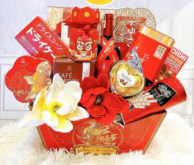 Giỏ quà Tết Lộc Xuân ý nghĩa cho nhân viên Quy Nhơn