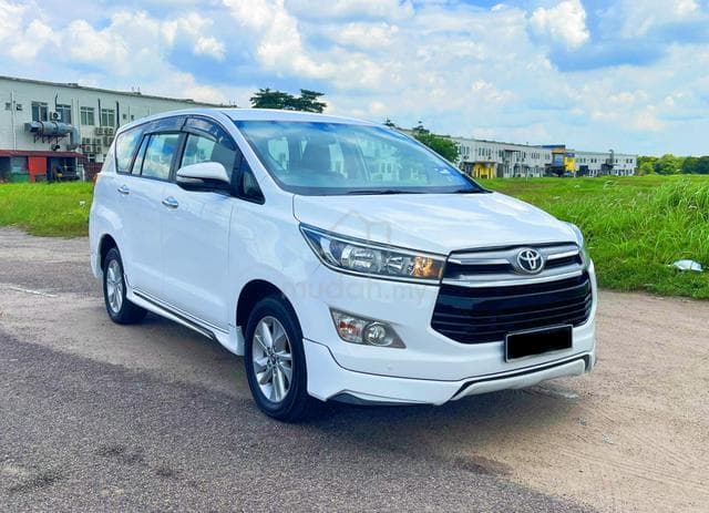 Xe Toyota Innova (7 chỗ) - Thuê Xe Tự Lái Quy Nhơn
